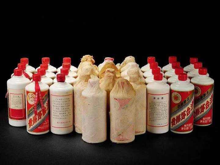 盐亭老酒回收上门哪里回收(附近上门回收茅台酒）?